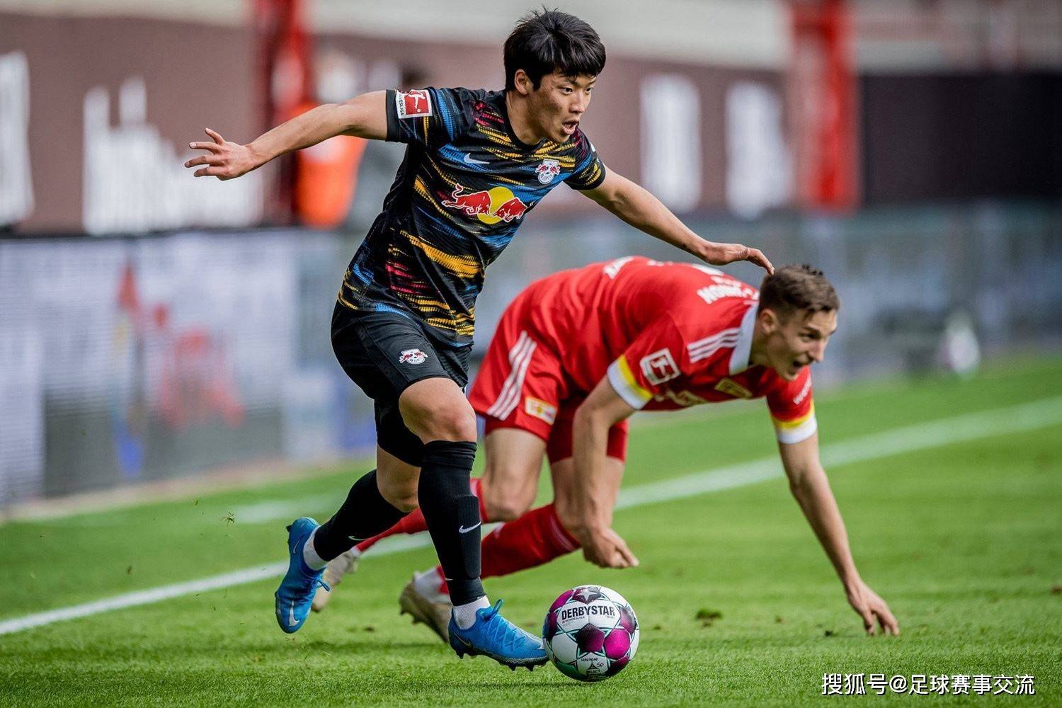 重磅！转折点莱比锡造点机会今夜亚特兰大调整名单以备国王杯，今晨西汉姆备战CBA常规赛的简单介绍